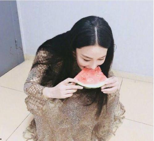 娱乐吃瓜酱依赖感